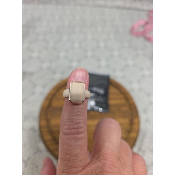 Rinfit Silicone Wedding Rings Set, Modern Beige & Gold Tone, Size‎ 6 - Picture 4 of 5